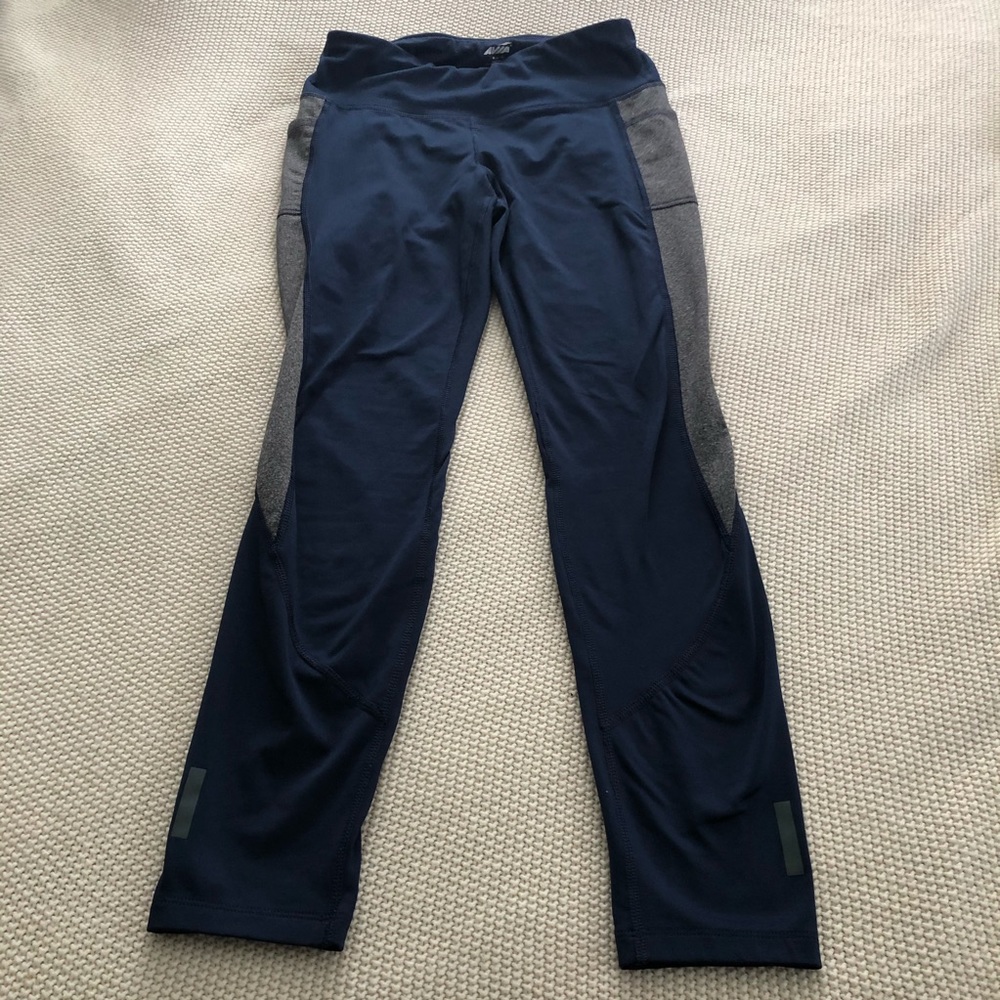 Avia activewear Workout Leggings navy gray pockets